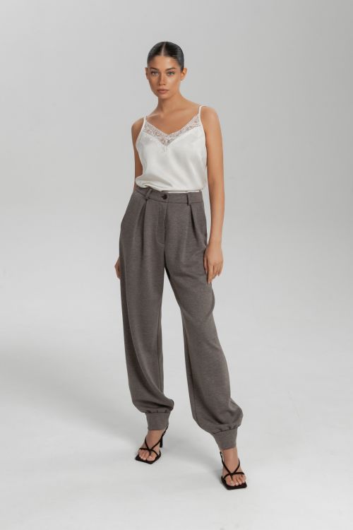 Брюки из трикотажа