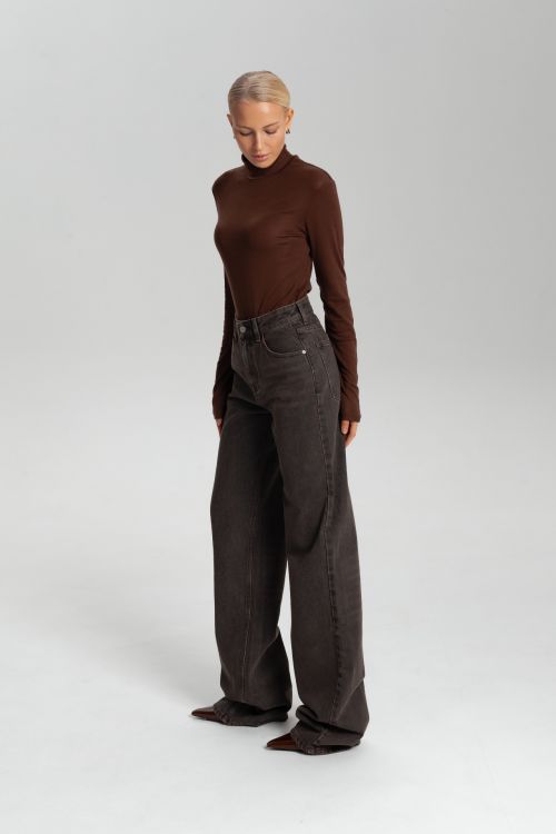 Джинсы прямые на высокой посадке