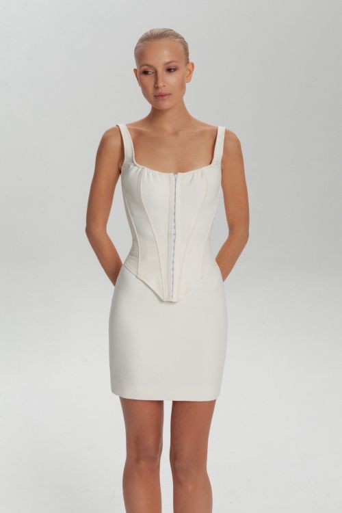 Юбка в длине мини